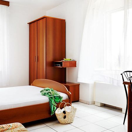 Bed & Breakfast Palac -Free Parking- Baska Voda Exterior photo