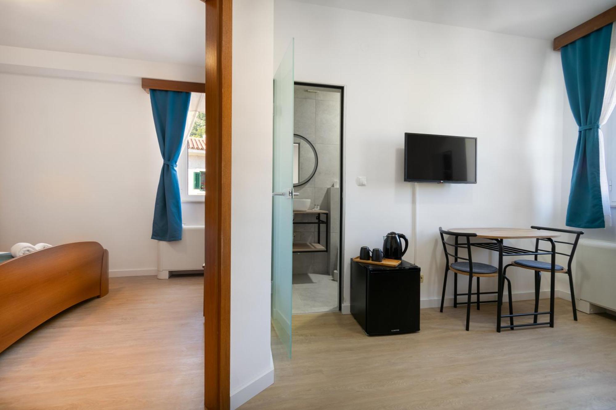 Bed & Breakfast Palac -Free Parking- Baska Voda Exterior photo