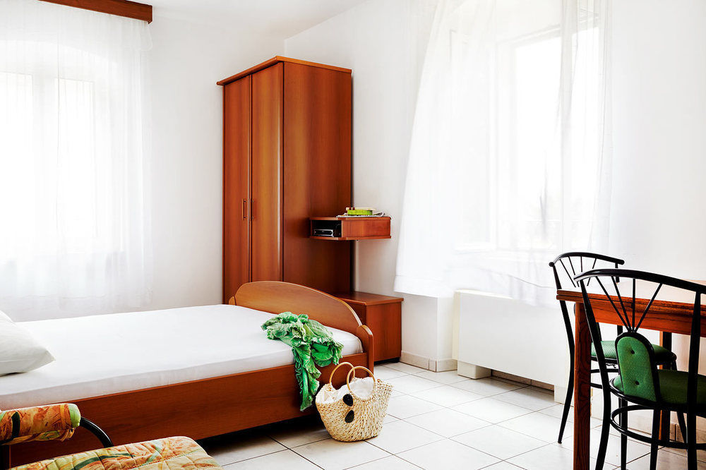 Bed & Breakfast Palac -Free Parking- Baska Voda Exterior photo