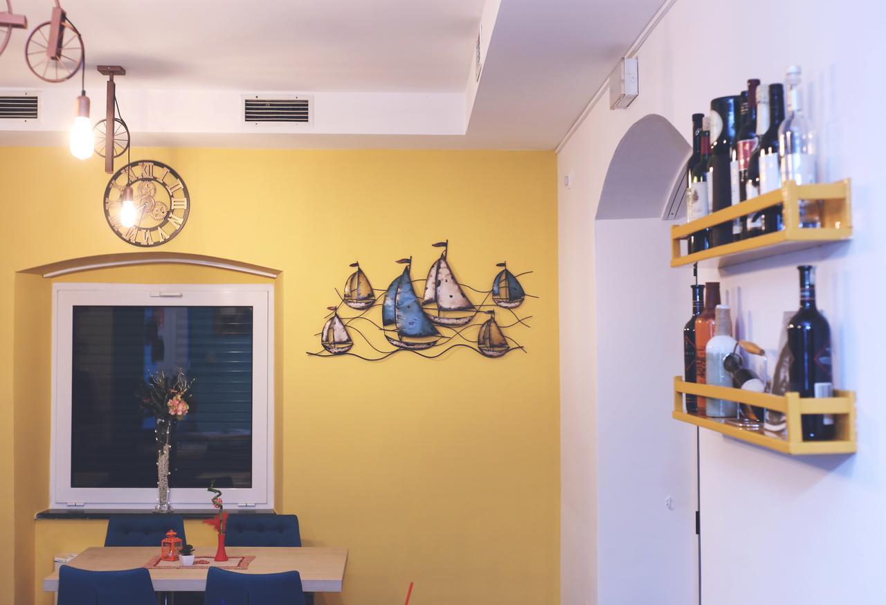Bed & Breakfast Palac -Free Parking- Baska Voda Exterior photo